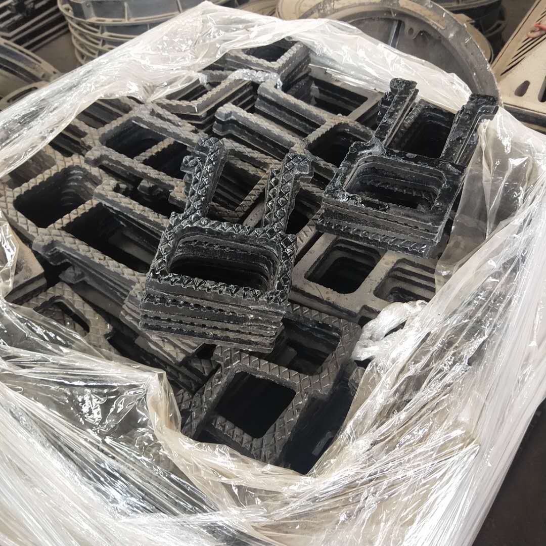 批发球墨铸铁踏步150*260下水道窨井铸铁爬梯施工地沟攀爬梯