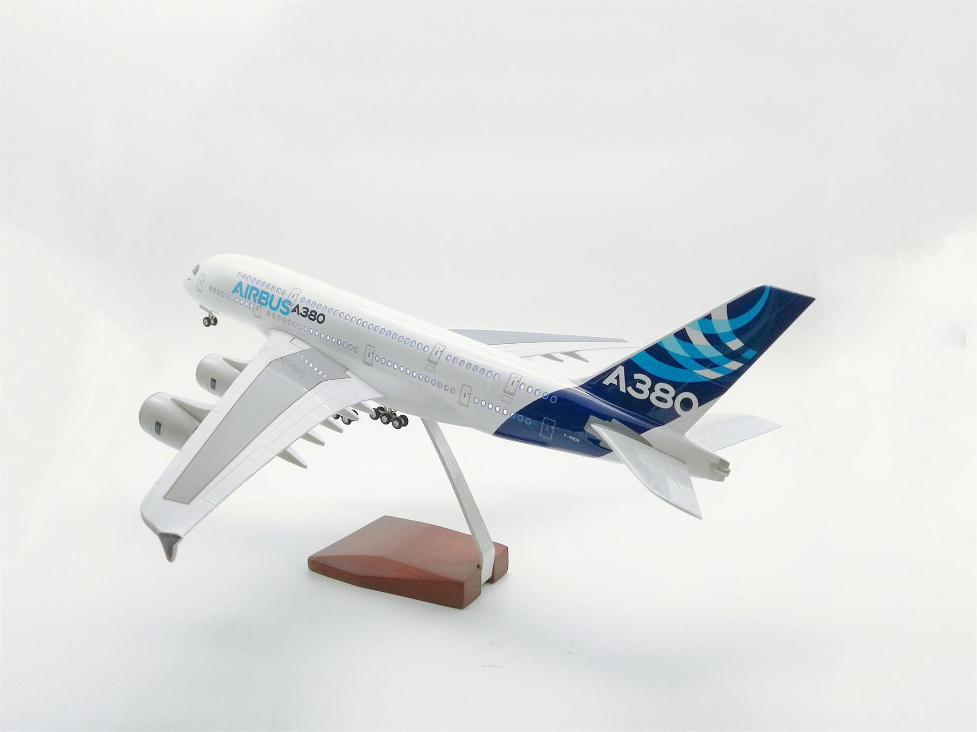空客a380原型机 带轮子带灯光仿真飞机模型 民航客机航模礼品摆件