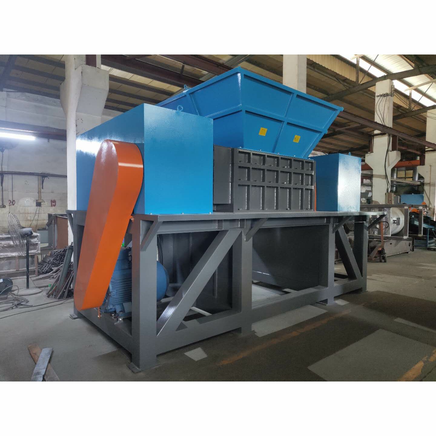 厂家定制保险杠撕碎机 塑料橡胶轮胎撕碎机 汽车壳鞋垫撕碎机