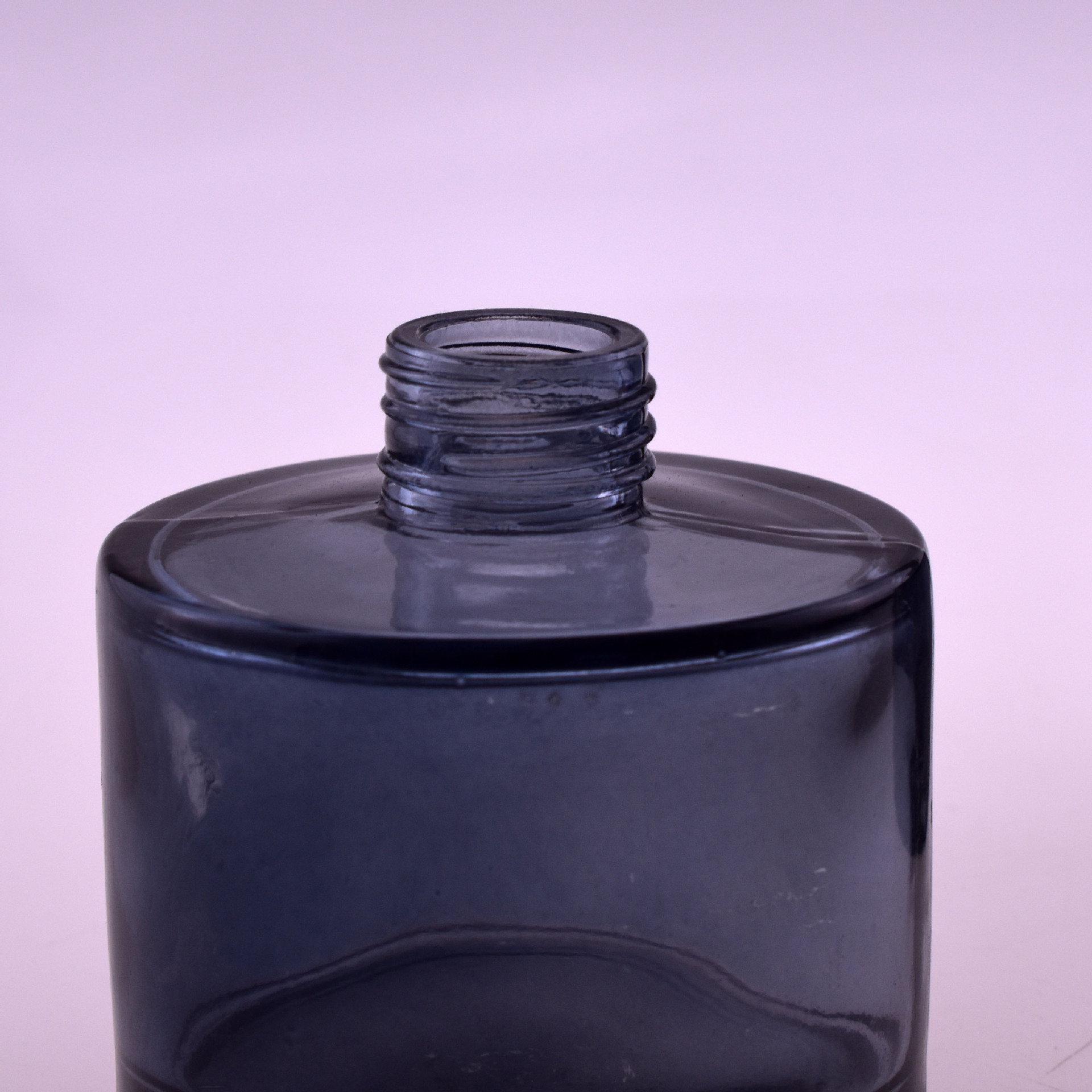 厂家处理150毫升圆形香薰瓶 无火香薰空瓶 灰色现货 清仓-阿里巴巴