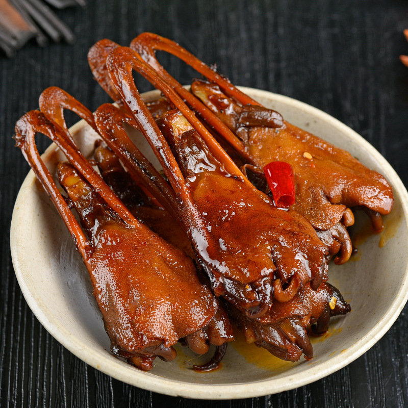麻辣鸭头1袋4只熟鸭头香辣武汉鸭头黑鸭甜辣味厂家零食