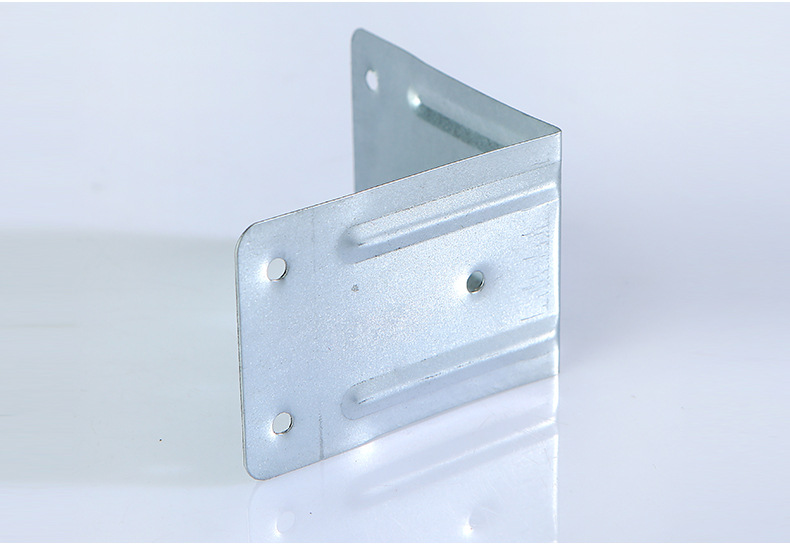 直供定制木箱铁皮包角包角金属护角铁包角对折防撞加固木箱包角