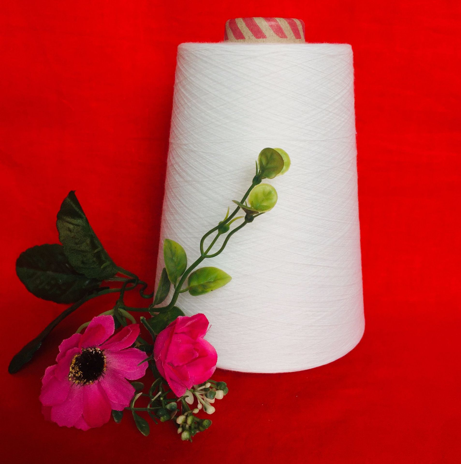 磷系阻燃纱线 防火涤纶阻燃纱线 防火布24支30支阻燃纱线厂家现货