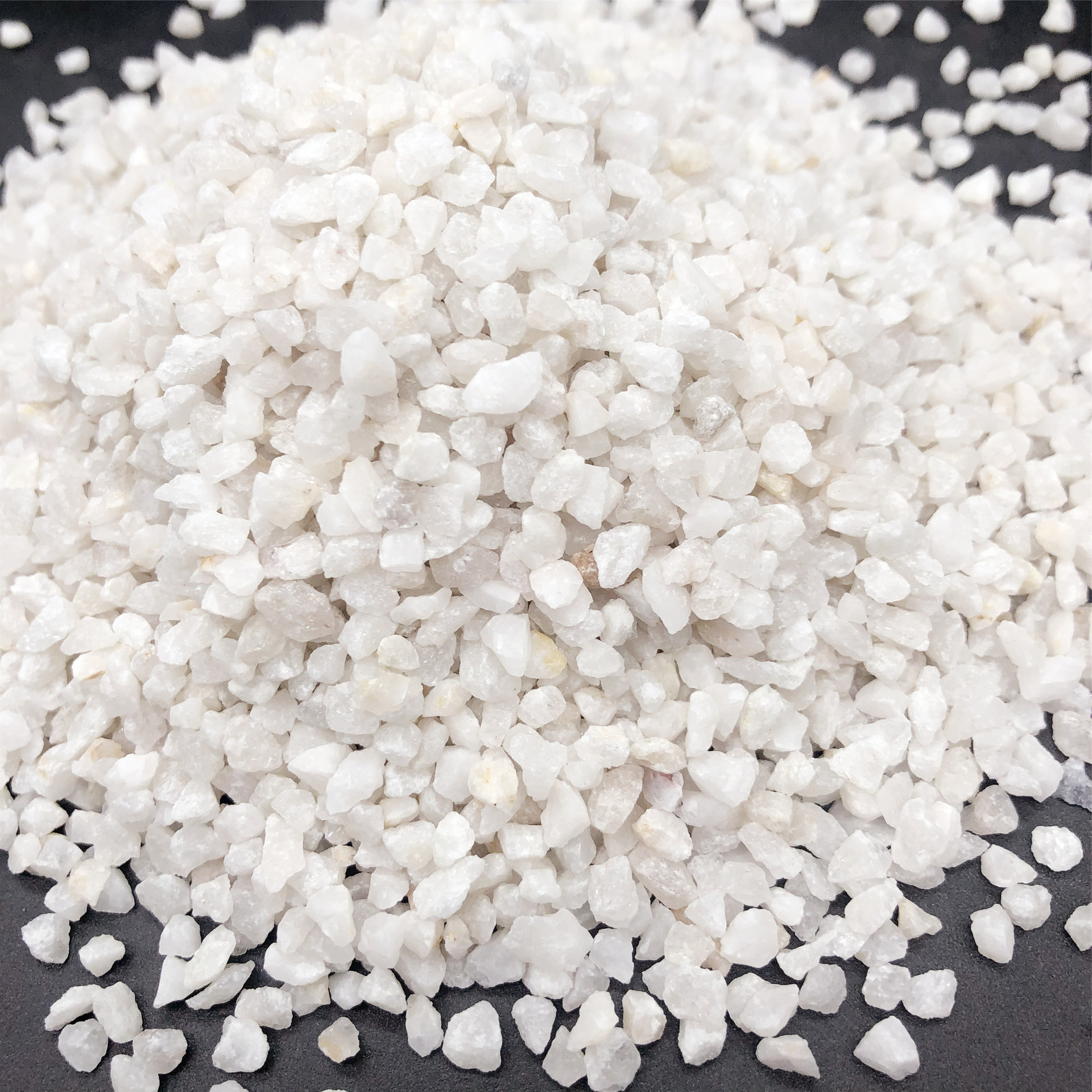 石英砂水处理滤料 防腐除锈饮用水污水过滤器用石英砂滤料