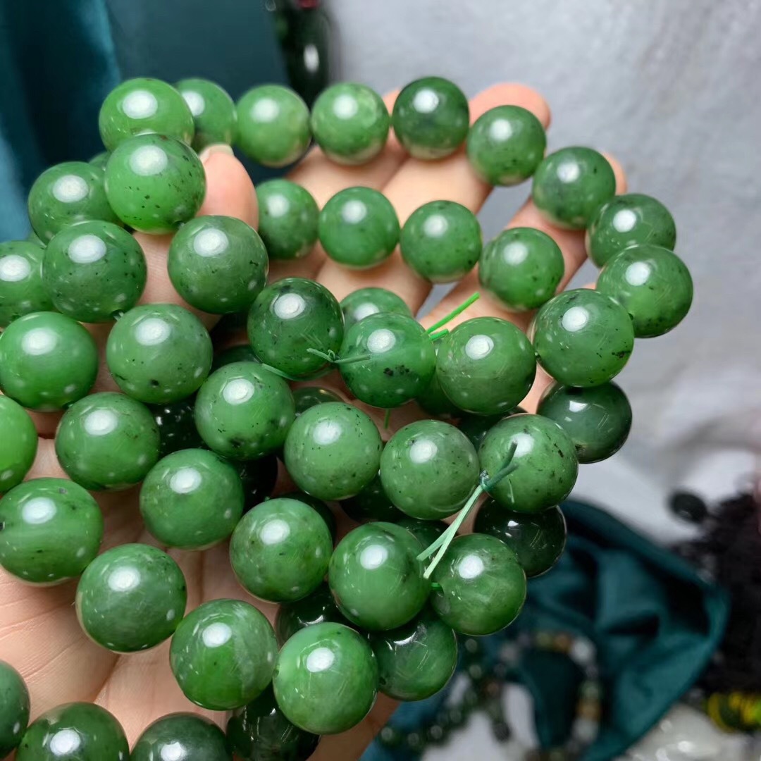 厂家直销 批发和田碧玉14mm单圈手链 微黑点 直播地摊货源 手串