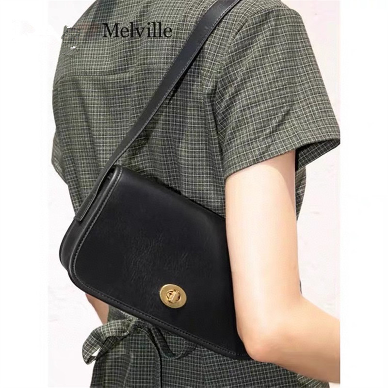 brandymelville包包2020新款潮ins风新款黑色搭扣腋下包bm法棍包