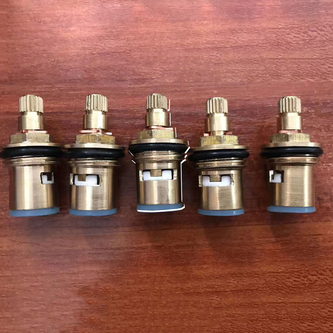 铜杆阀芯 铜快开卡簧阀芯陶瓷片阀芯水龙头阀芯 单冷阀芯配件批发