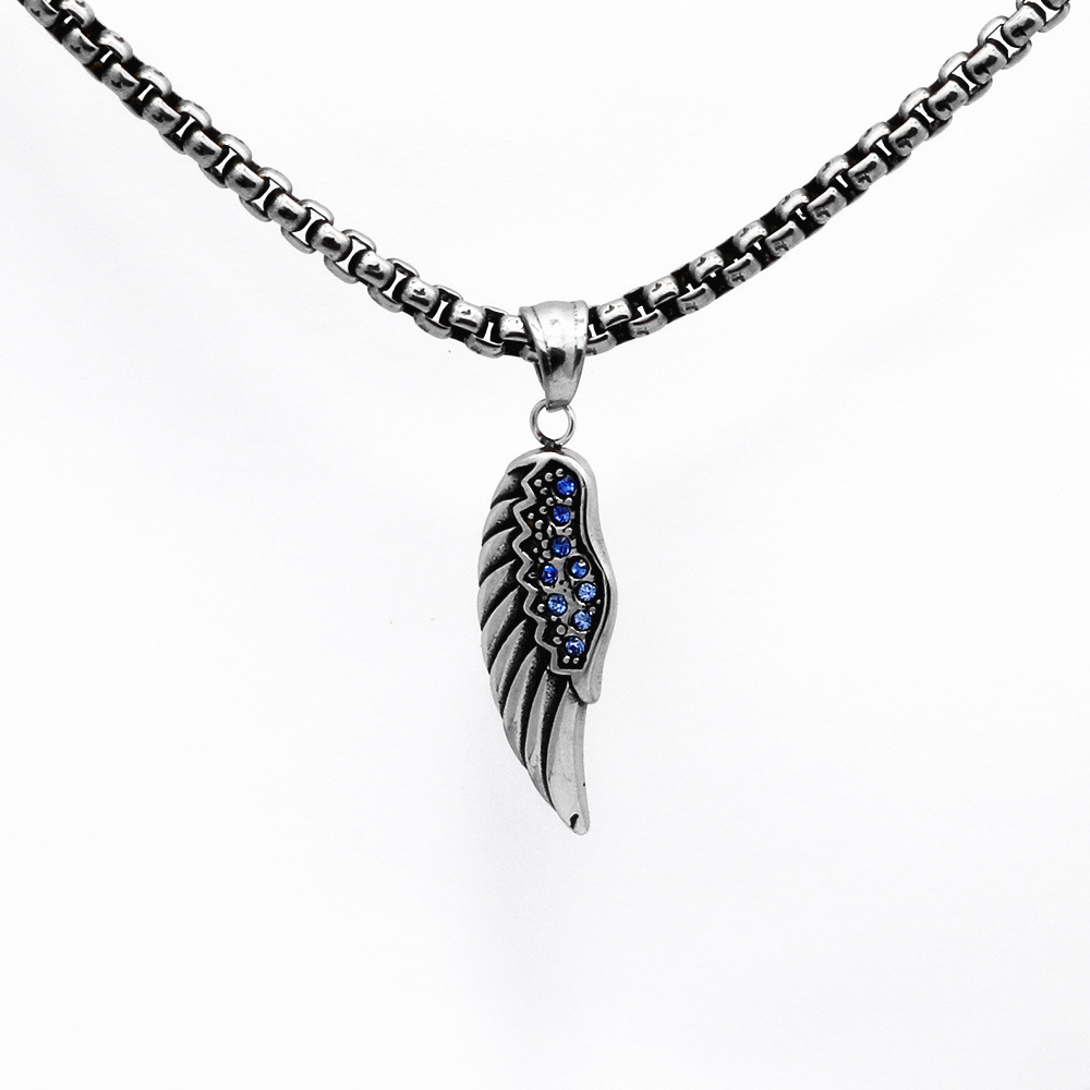 单翼羽毛吊坠镶钻 时尚日韩服饰铸造不锈钢复古翅膀项坠项链批发