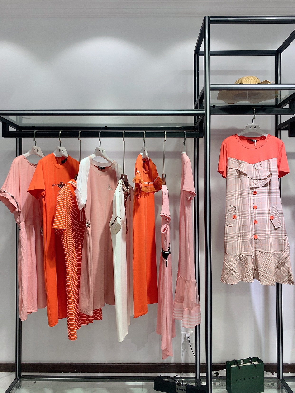 蔻丝可2019夏季品牌折扣女装 尾货清仓品牌女装走份批发