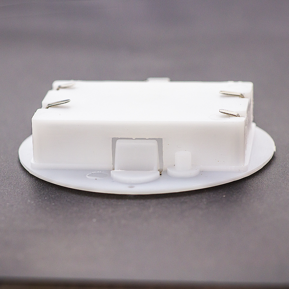 圆形七号玩具电池盒 led灯串灯3节7号电池盒带开关白色带盖三节