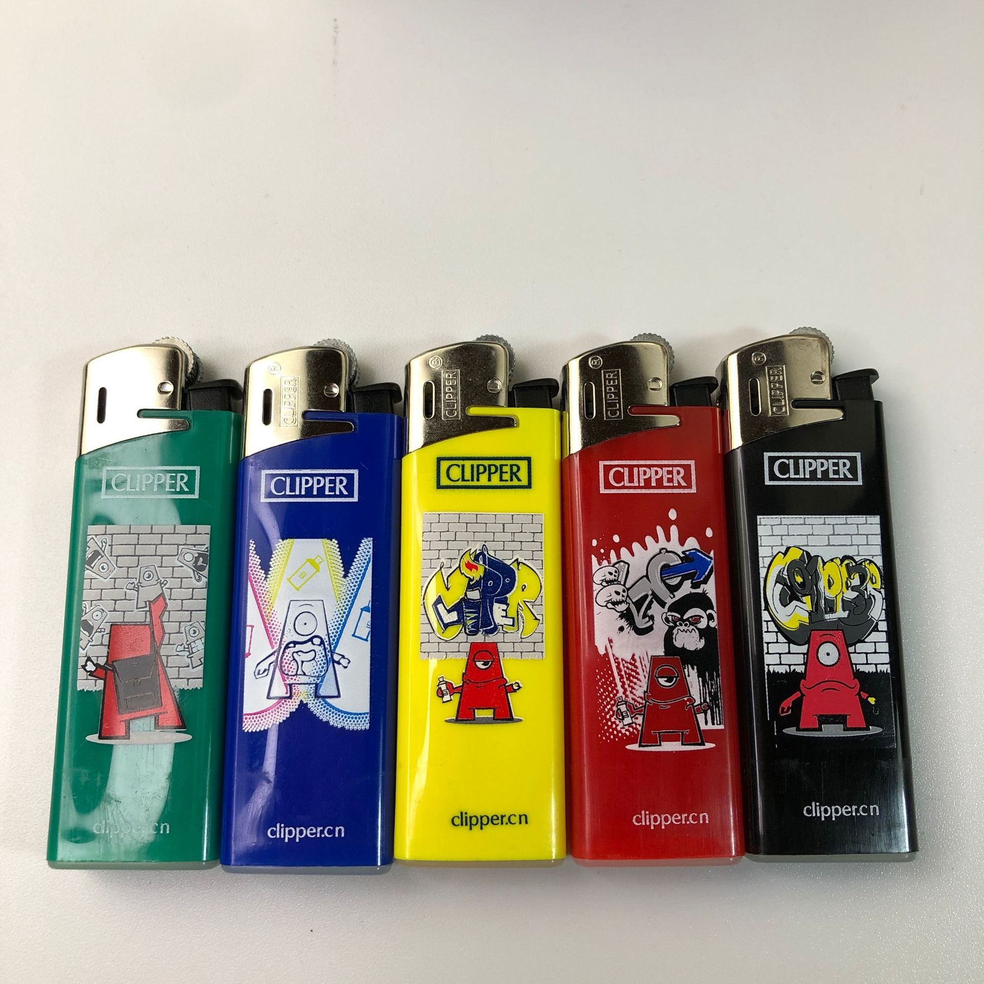 西班牙clipper可利福打火机 充气尼龙火石砂轮打火机tp21欧美涂鸦