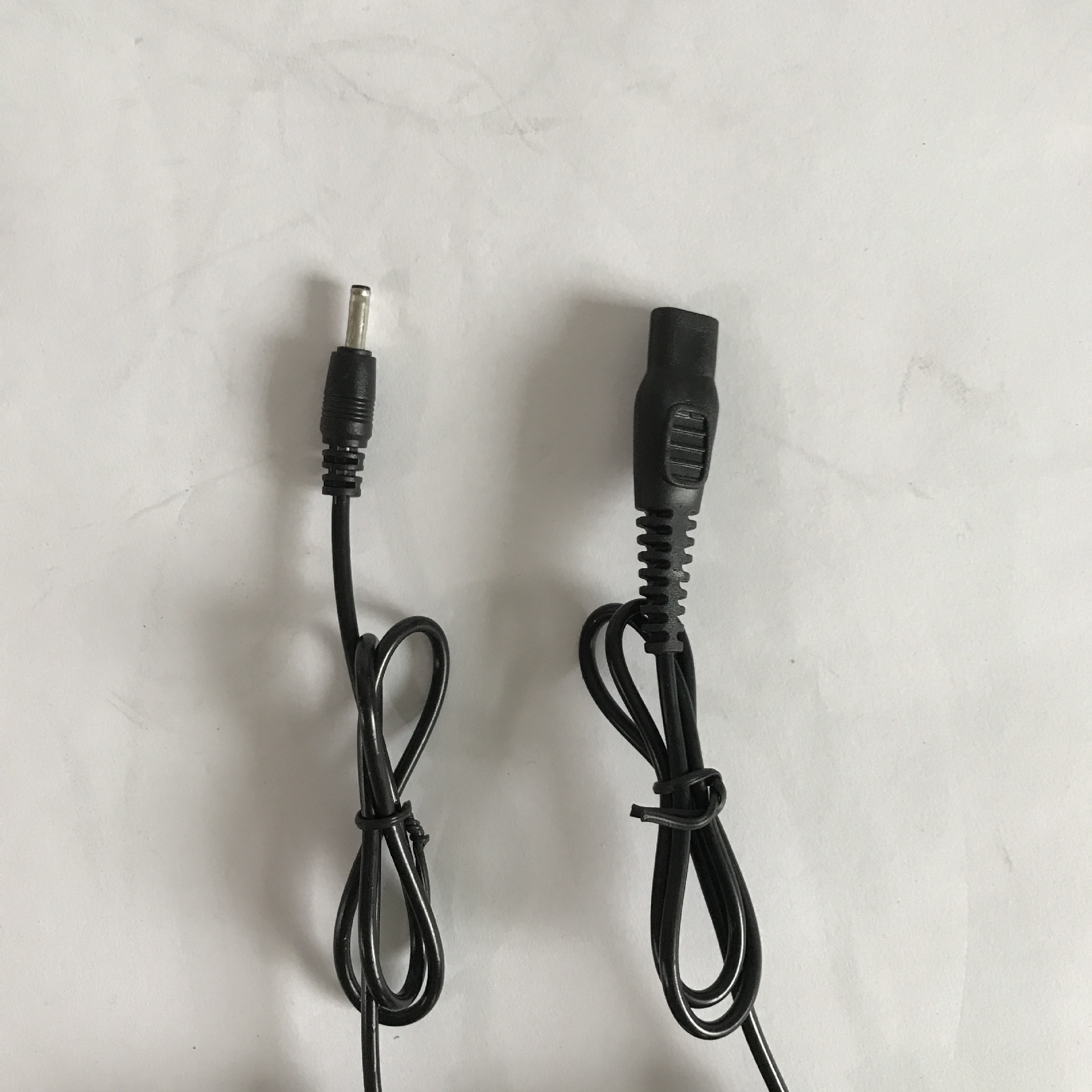 双针孔充电器 钓鱼灯充电器 头灯充电器 手电筒充电器 矿灯充电器