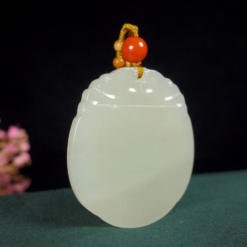 天然新疆和田玉青海料晴水色双龙戏珠 平安无事牌 一手货源送证书