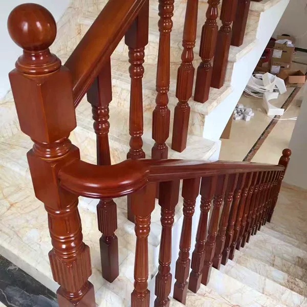 厂家直销实木楼梯扶手价格美丽,工艺精湛,可定制.