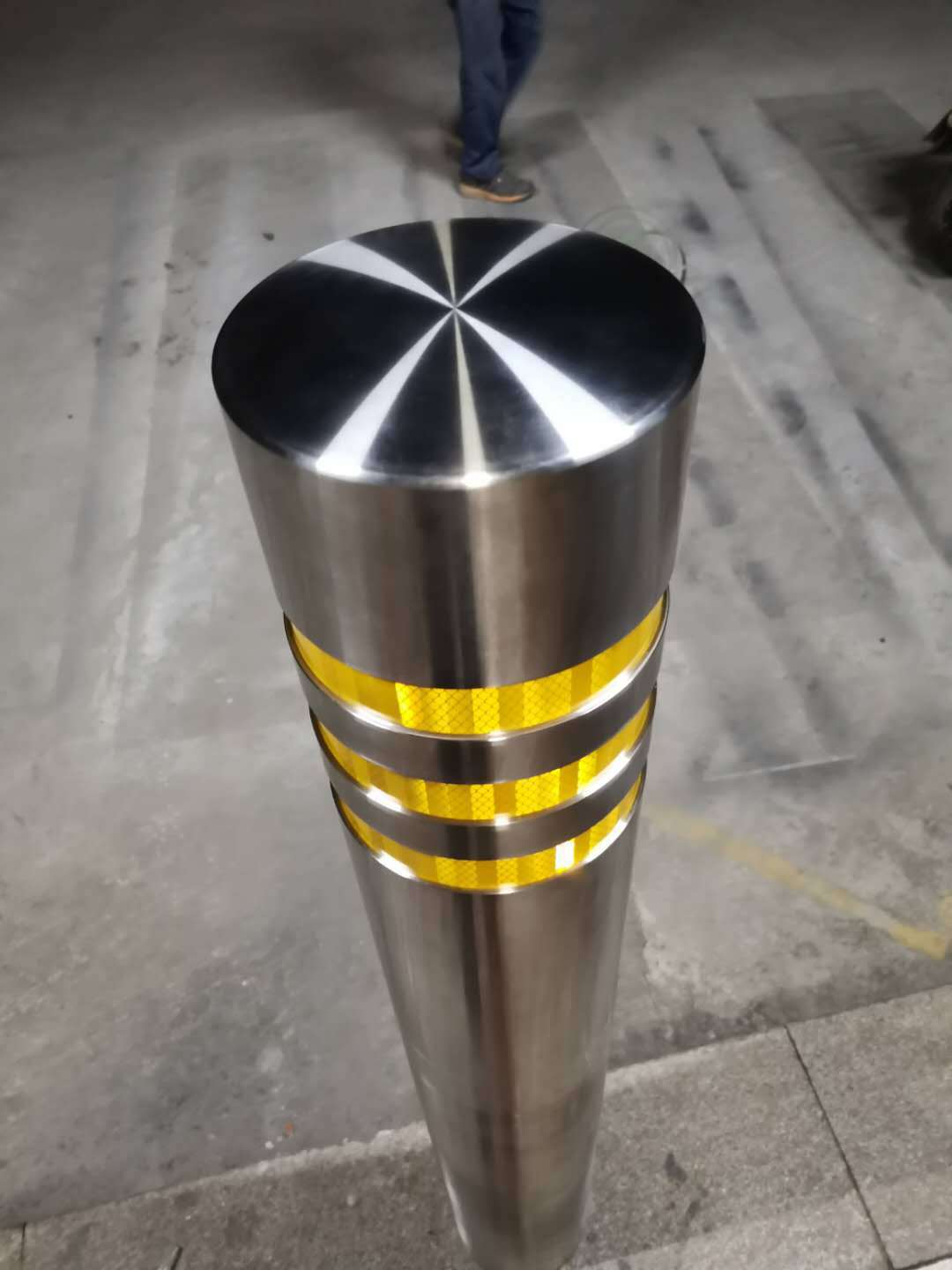 柱预埋活动型道路警示304不锈钢警示不锈钢路桩反光隔离桩