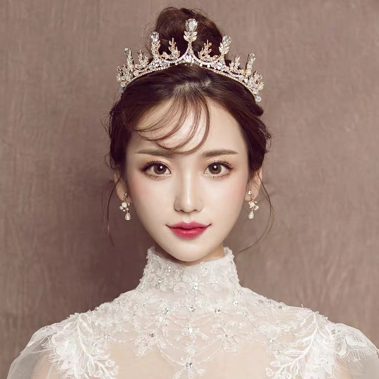 厂家新娘头饰婚纱2020新款皇冠头饰新娘超仙王冠婚纱礼服结婚发饰