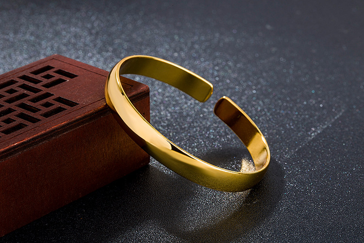 镀黄金光面贵妃手镯宽面福黄金古法砂金亚光开口手镯婚庆典礼手饰