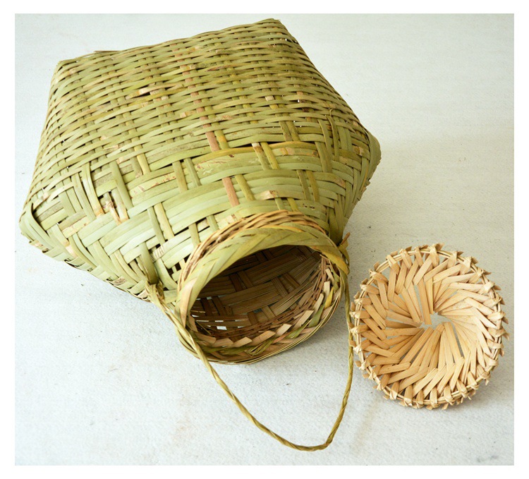 竹编鱼篓传统手编装鱼笼子有盖 捉鱼渔获竹笼装黄鳝泥鳅竹篓笆篓