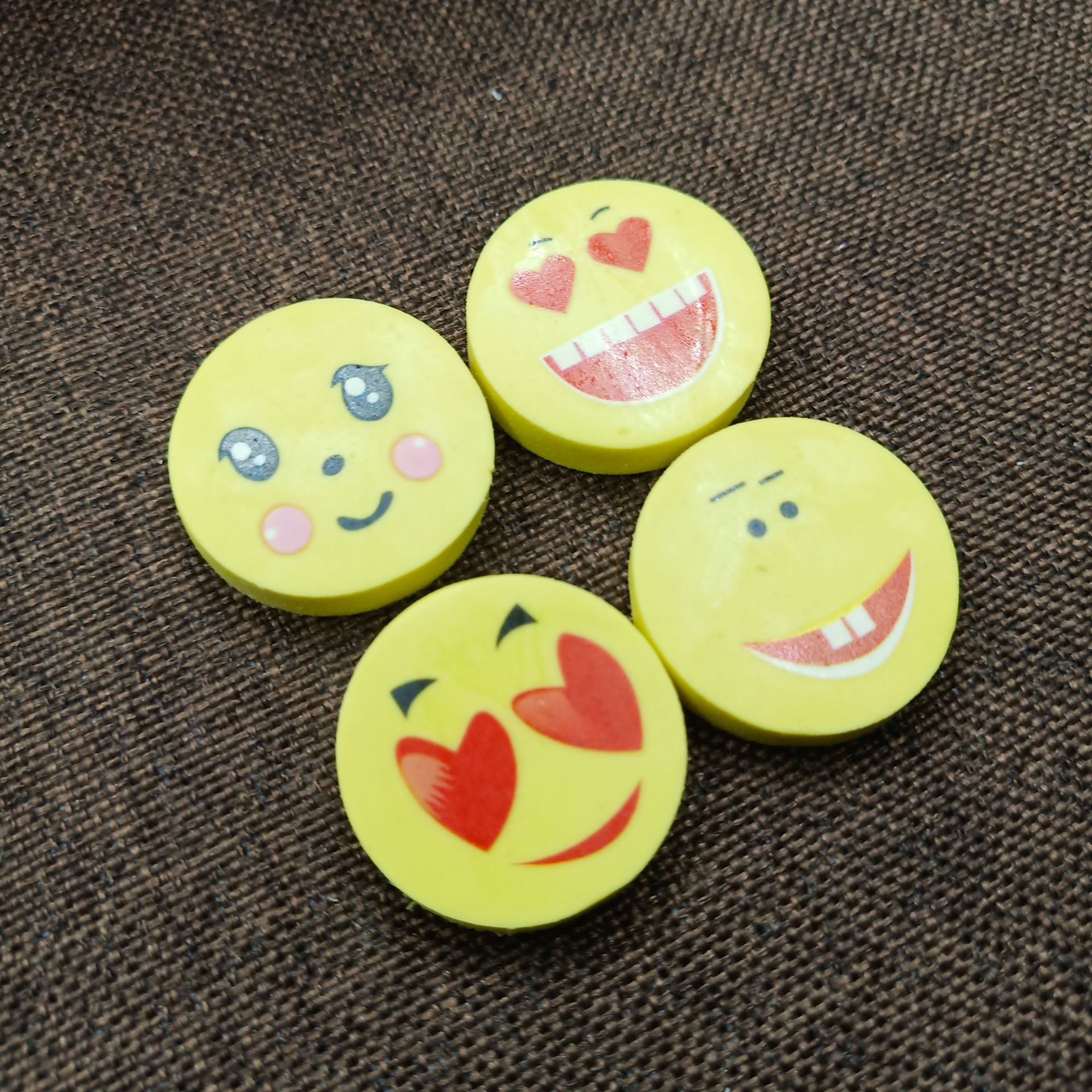 卡通大笑脸橡皮擦学生学习用品创意文具可爱表情橡皮擦奖品小礼物