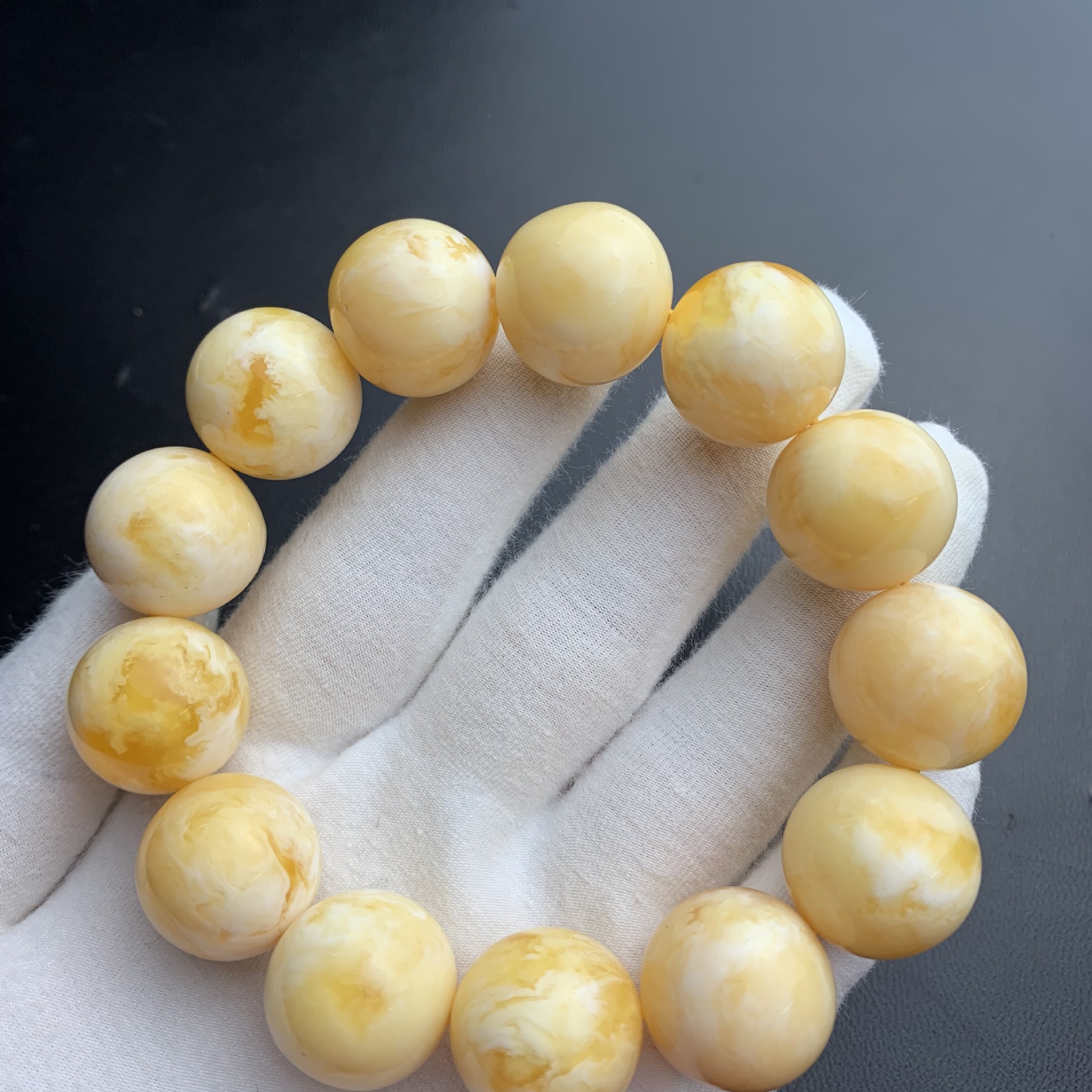 二代精品粉压合成蜜蜡妖孽白花蜜手串直播货源礼品展会批发