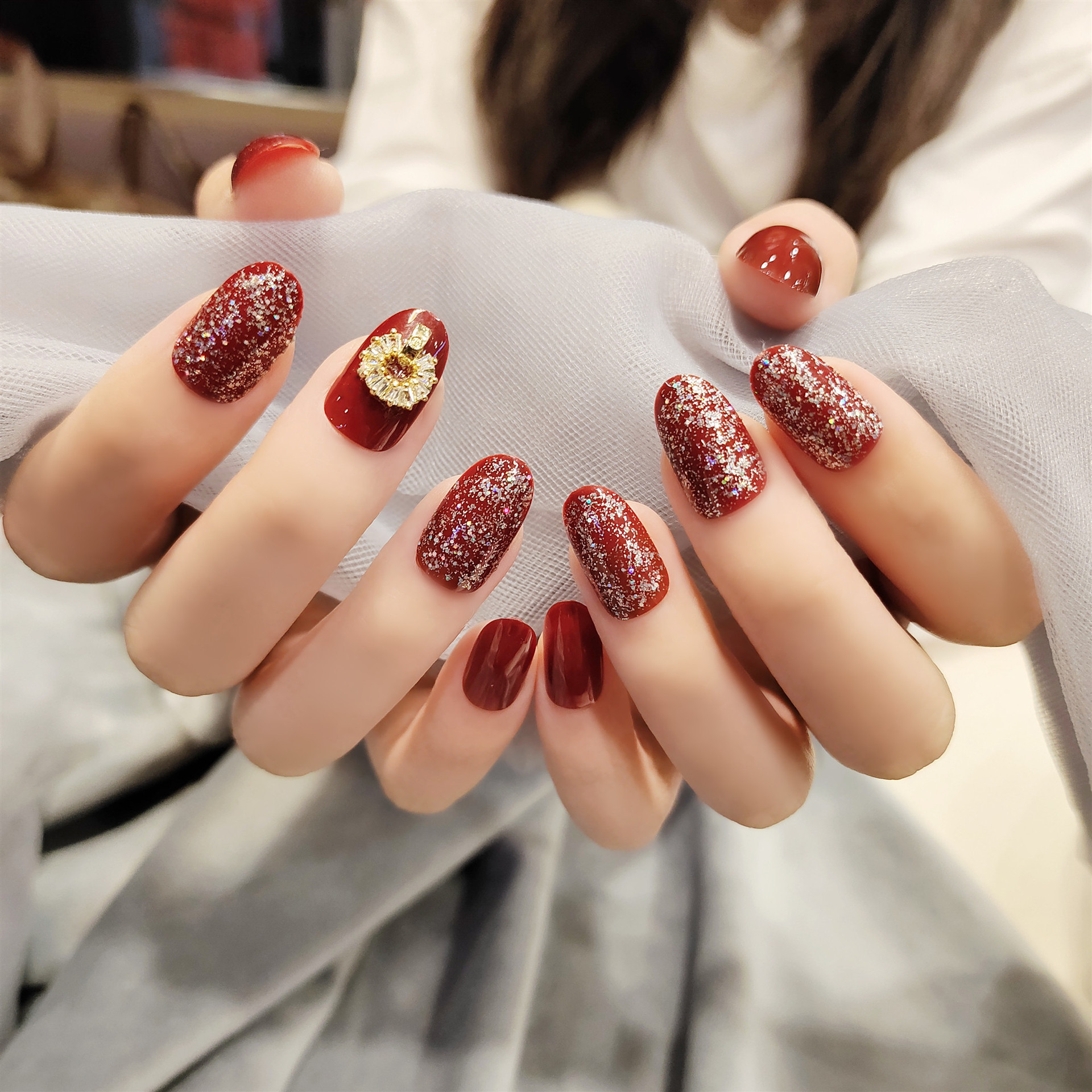 新娘拆卸美甲贴片