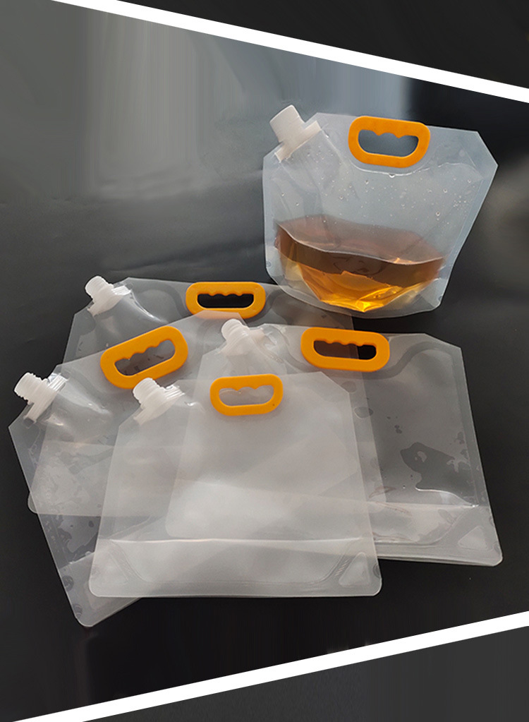 现货白酒啤酒包装袋洗衣液中药鲜啤透明液体打包袋手提自立吸嘴袋