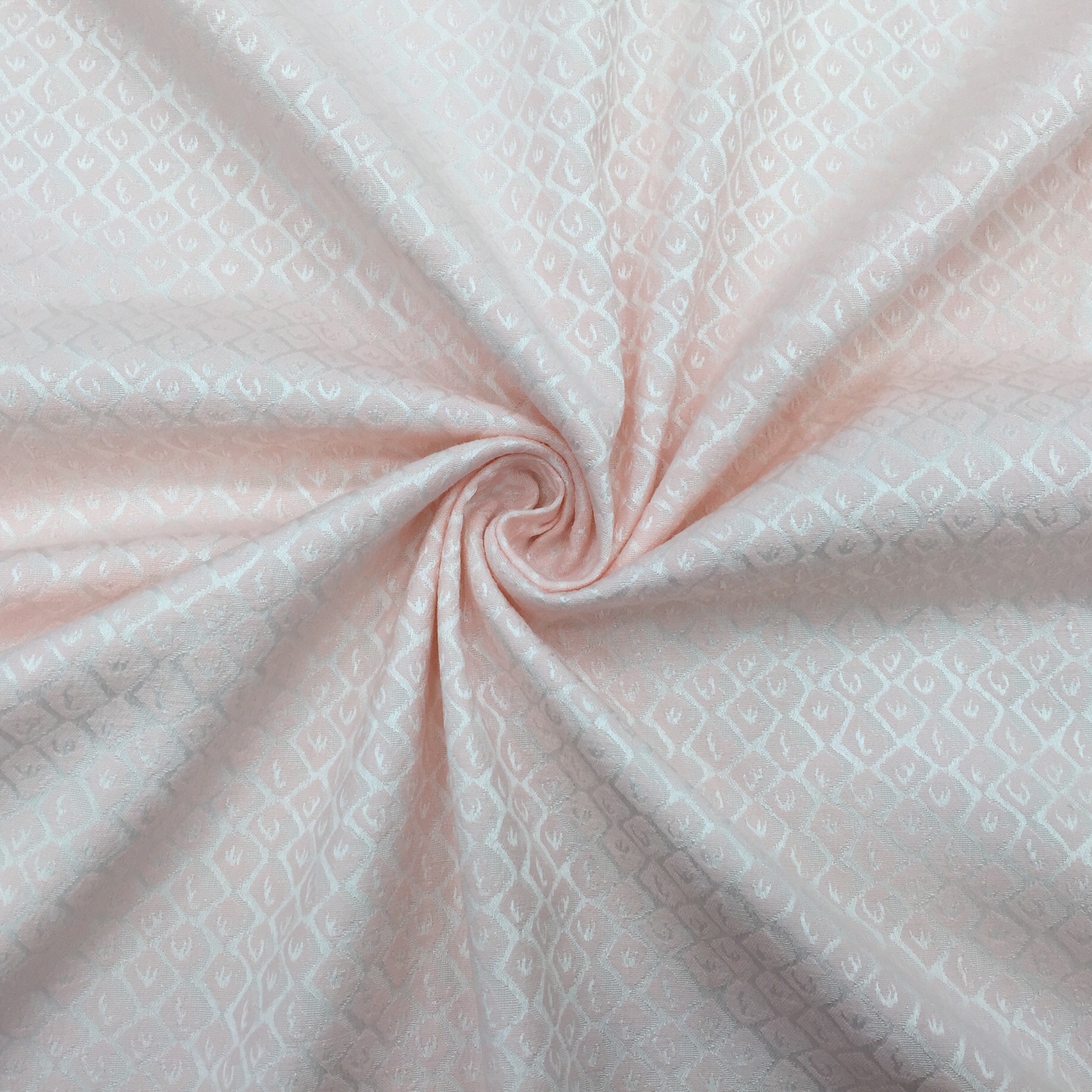 梭织涤棉双面菱形暗纹提花童装女装连衣裙旗袍古装戏服面料现货