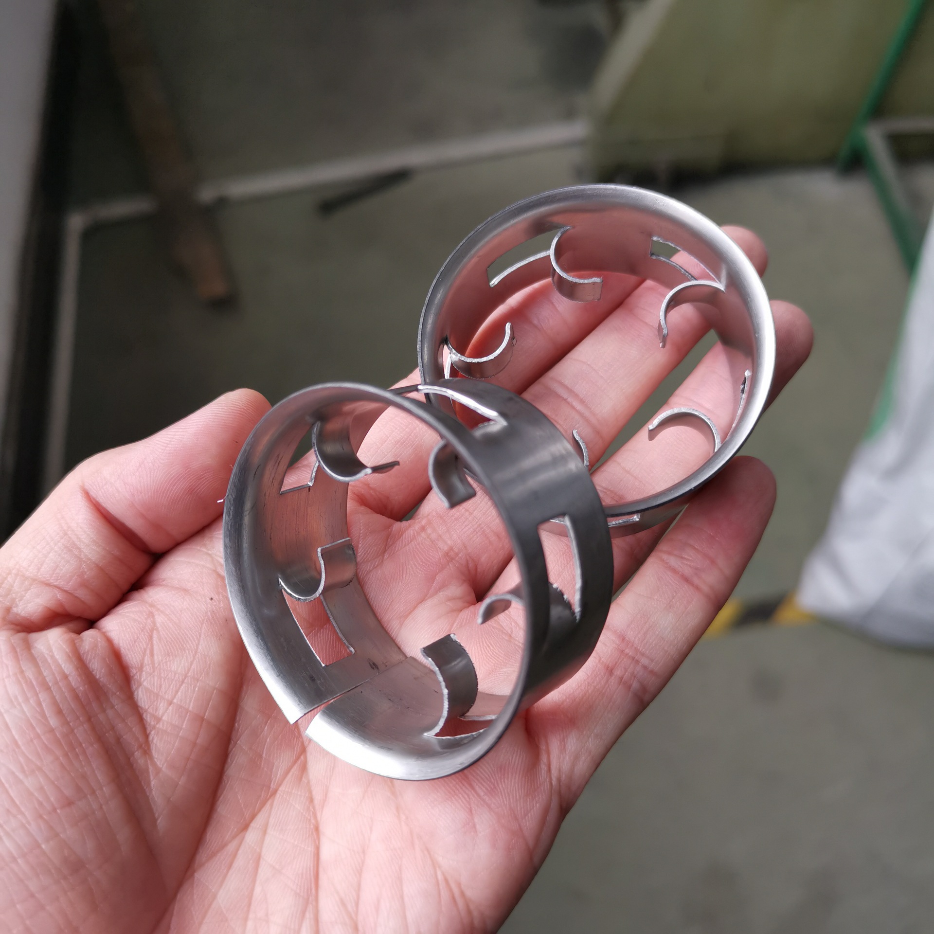 cmr不锈钢阶梯环dn50金属阶梯环吸收塔填料厂家