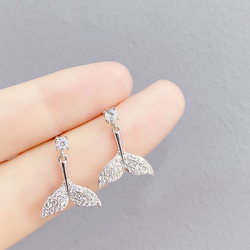 Korean Yuji Fishtail Zircon Sterling Silver Needle Stud Earrings Japanese and Korean New Full Diamond Girls Earrings Ornament Wholesale