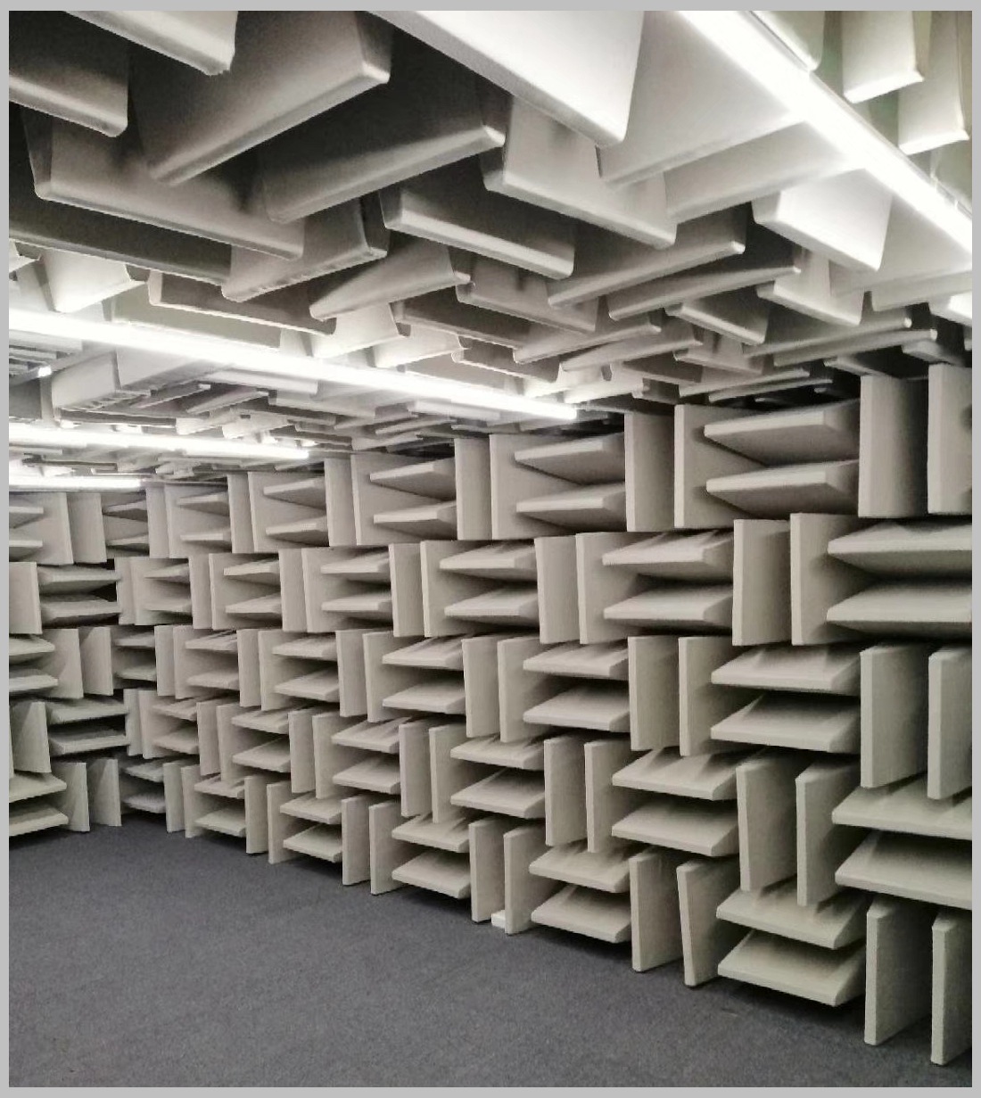 玻璃纤维吸声尖劈 消声室吸音尖劈 玻璃纤维吸音棉 阻燃布尖劈