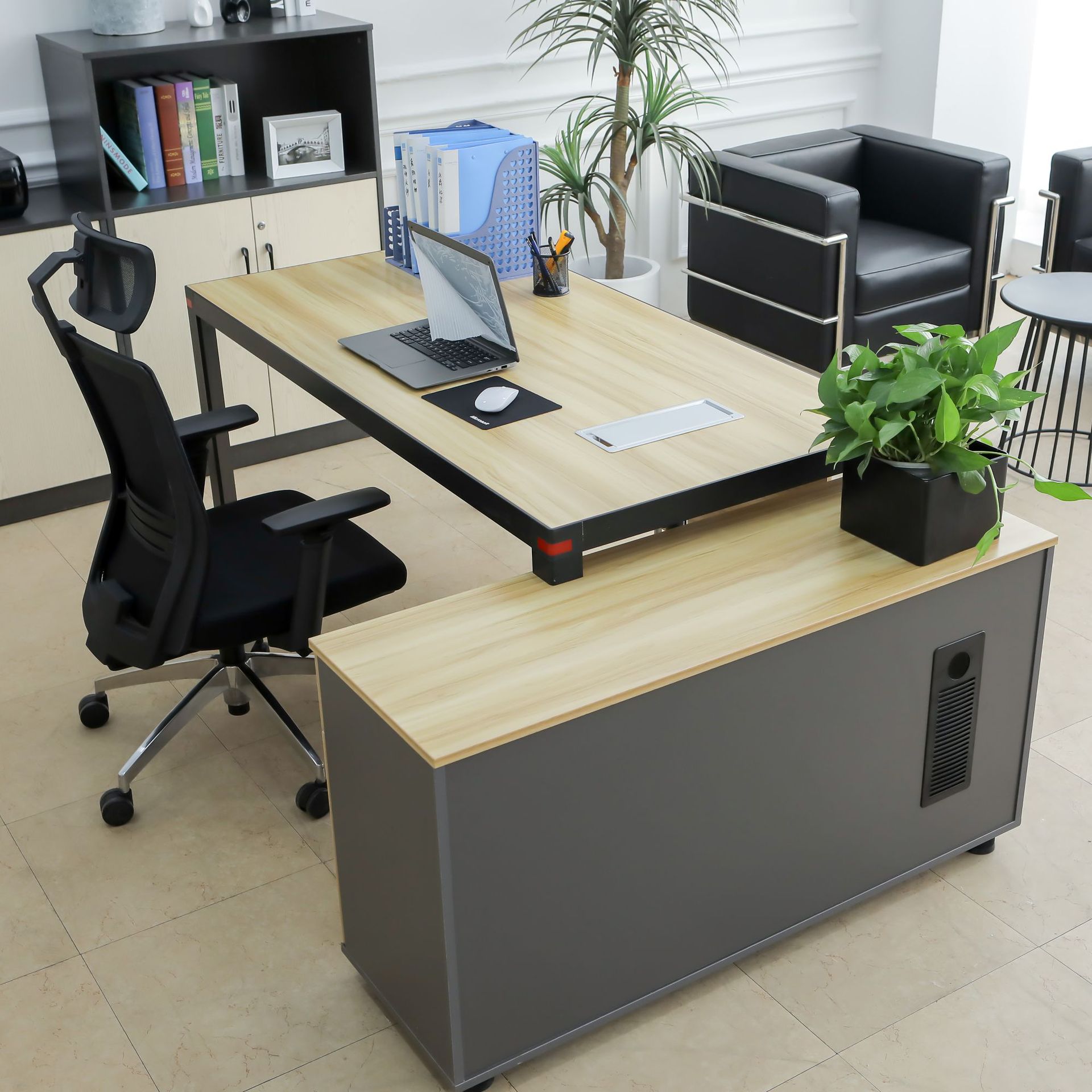 黑架木纹老板桌办公桌单人主管经理桌简约现代办公室带侧柜电脑桌