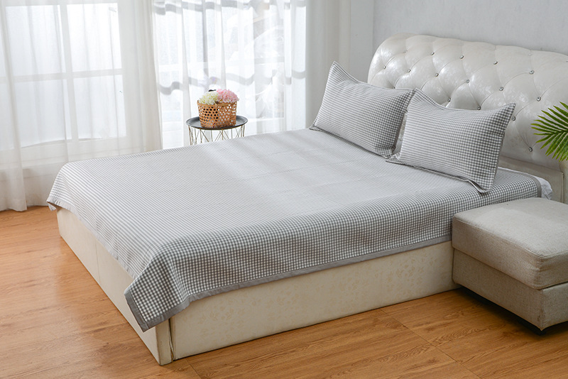 厂家批发竹纤维凉席空调房冰丝软凉席可折叠可水洗成人儿童凉席