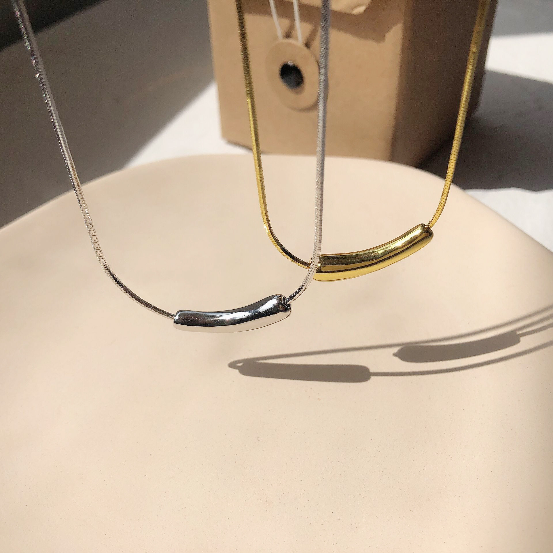 s925纯银水滴项链女ins简约气质小众设计感茄子项链女锁骨链韩版