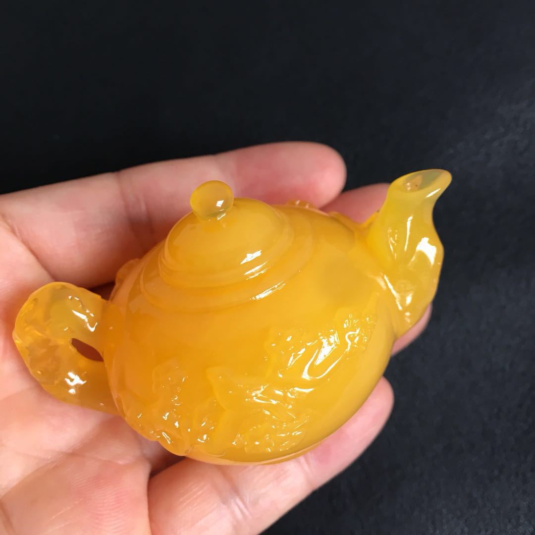 琥珀蜜蜡麻将把玩件蓝珀喜上眉梢血珀把把壶手把件 老蜜蜡把把糊