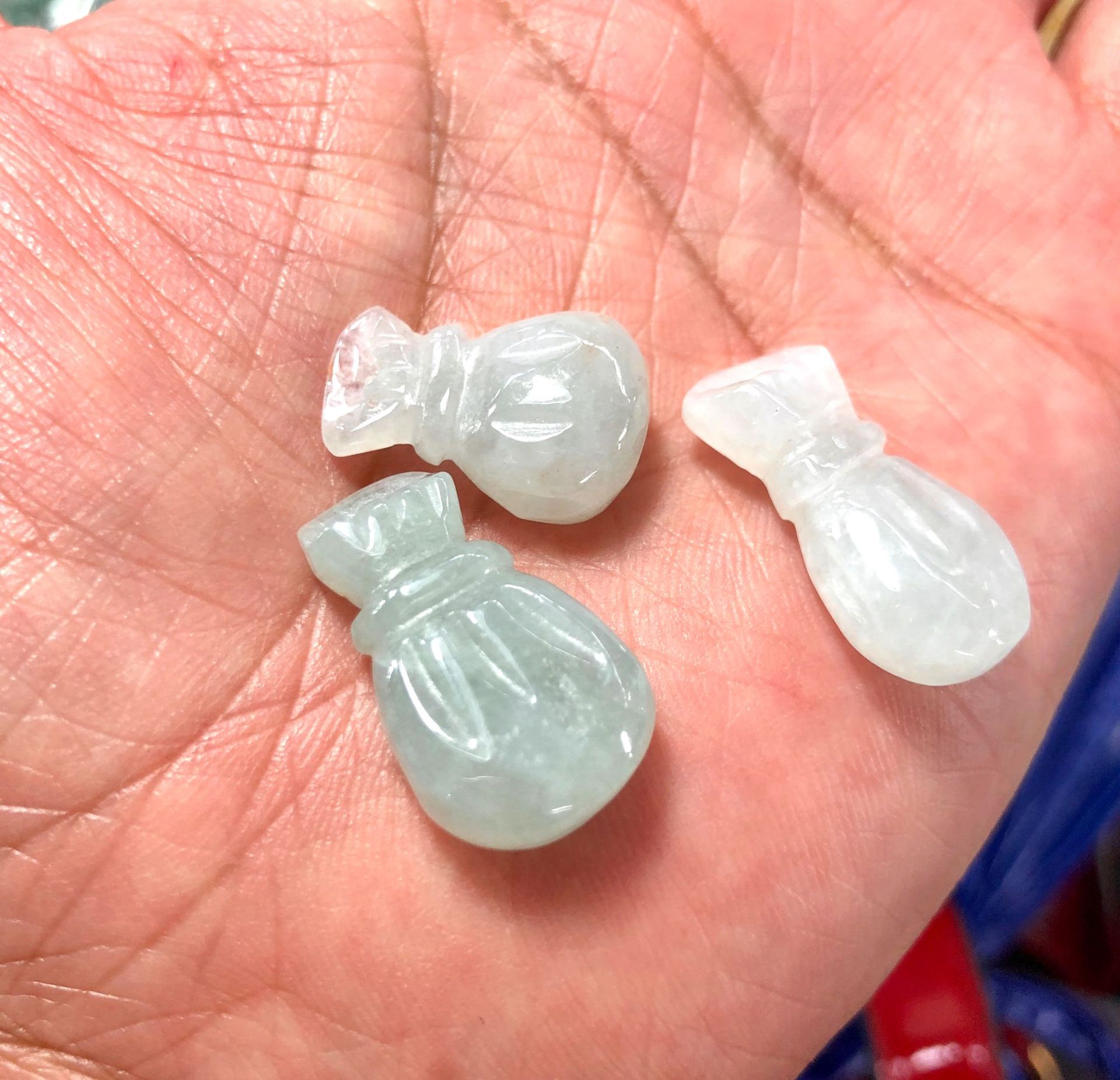 天然翡翠a货钱袋18×13毫米左右大钱袋吊坠批发