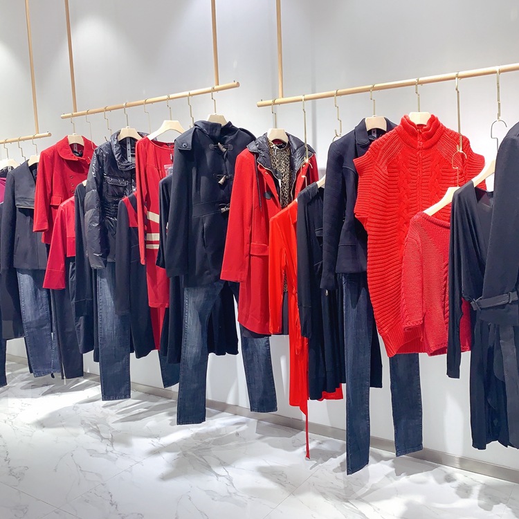 弗拉维奥卡斯特拉妮一线品牌女装折扣店特卖秋冬换季撤柜货源走份