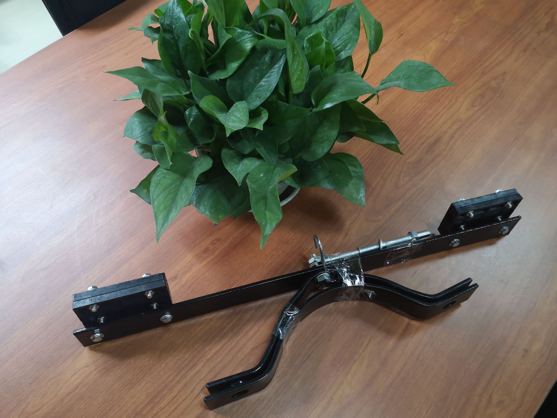 光缆自承式抱箍绝缘抱箍直线非固定装置直线耐压固定装置