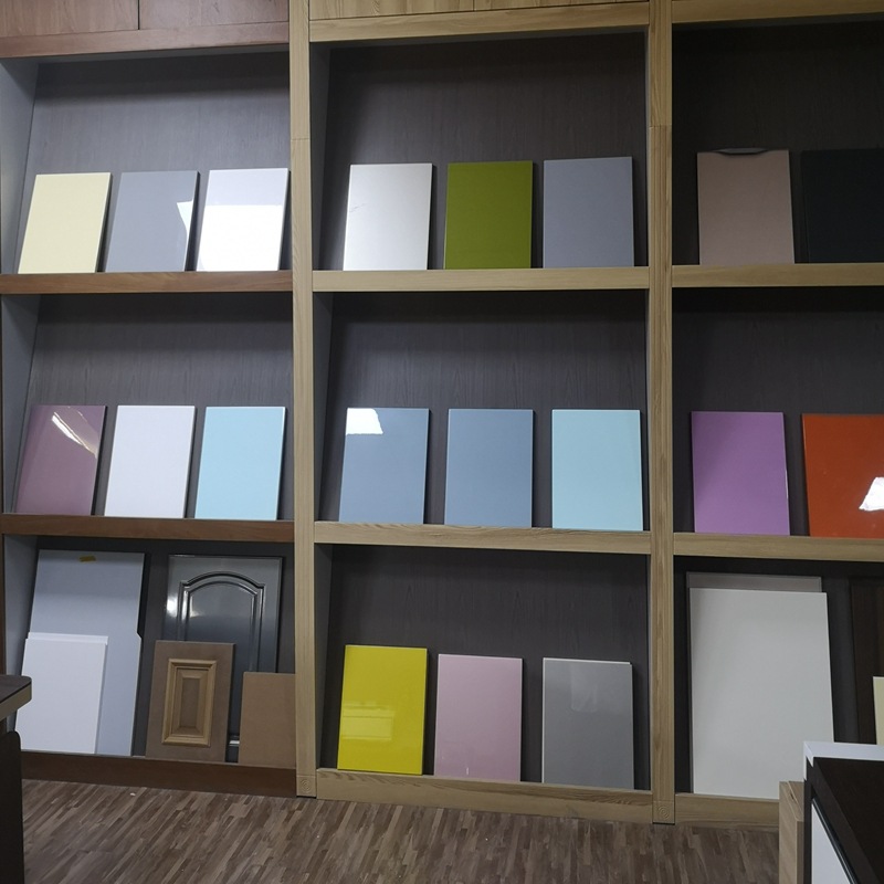 高档烤漆柜门橱柜门板颜色纯正绚丽厂家直销物流到付可接工程单