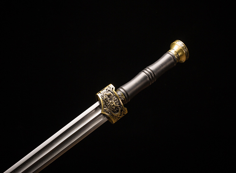 龙泉市侍诚御龙剑汉剑赵云剑花纹钢手工硬剑唐剑镇宅刀剑未开刃