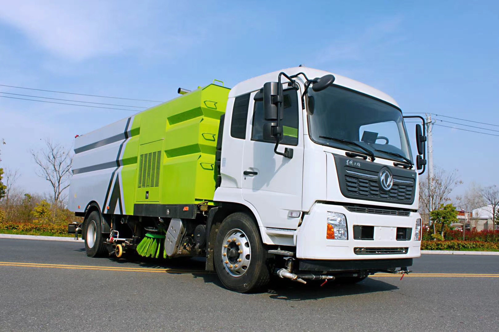 东风天锦14吨洗扫车 国六排放 厂区道路扫地车 洒水车