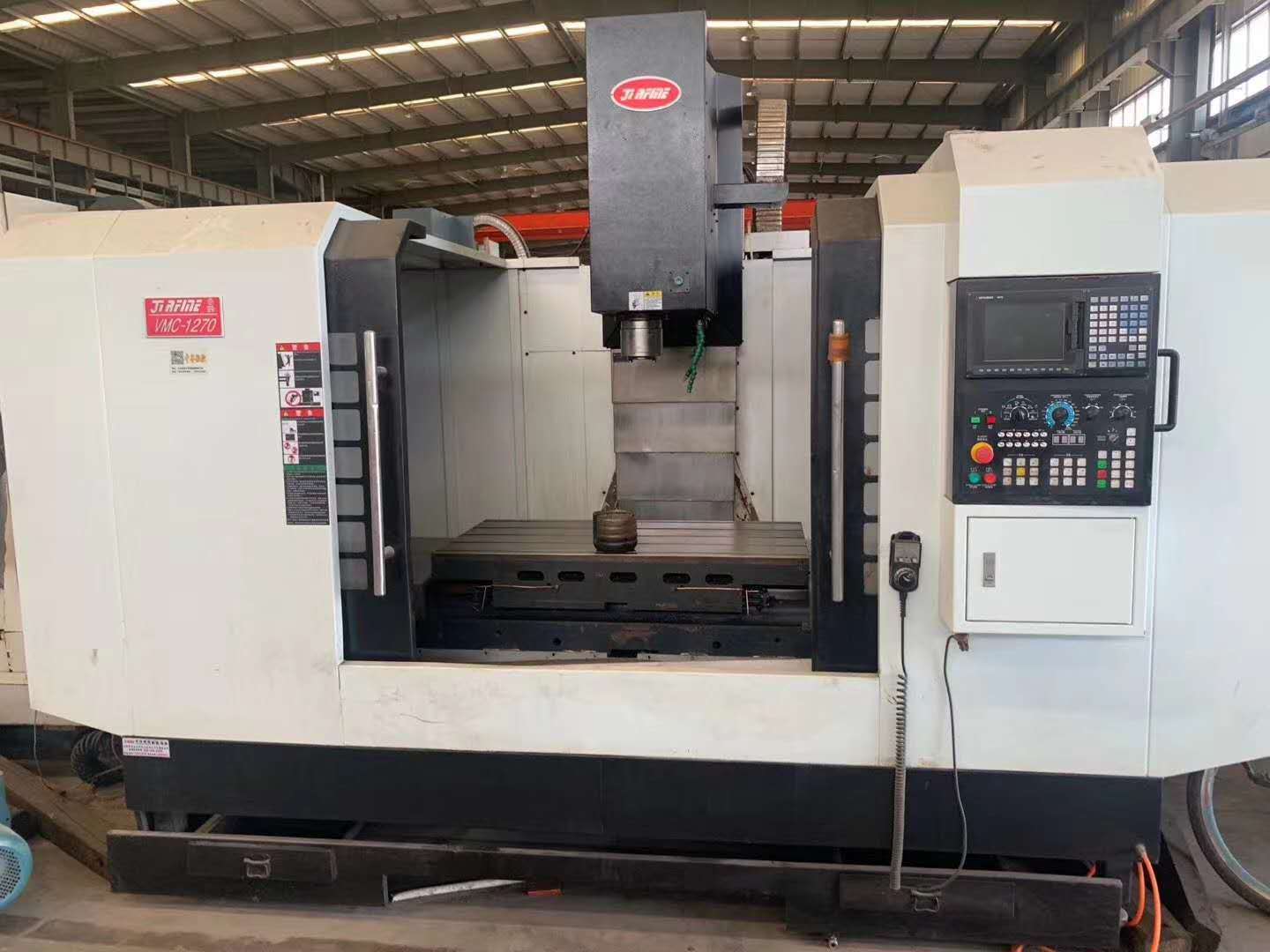 机械厂急售二手乔峰vmc1270数控铣床