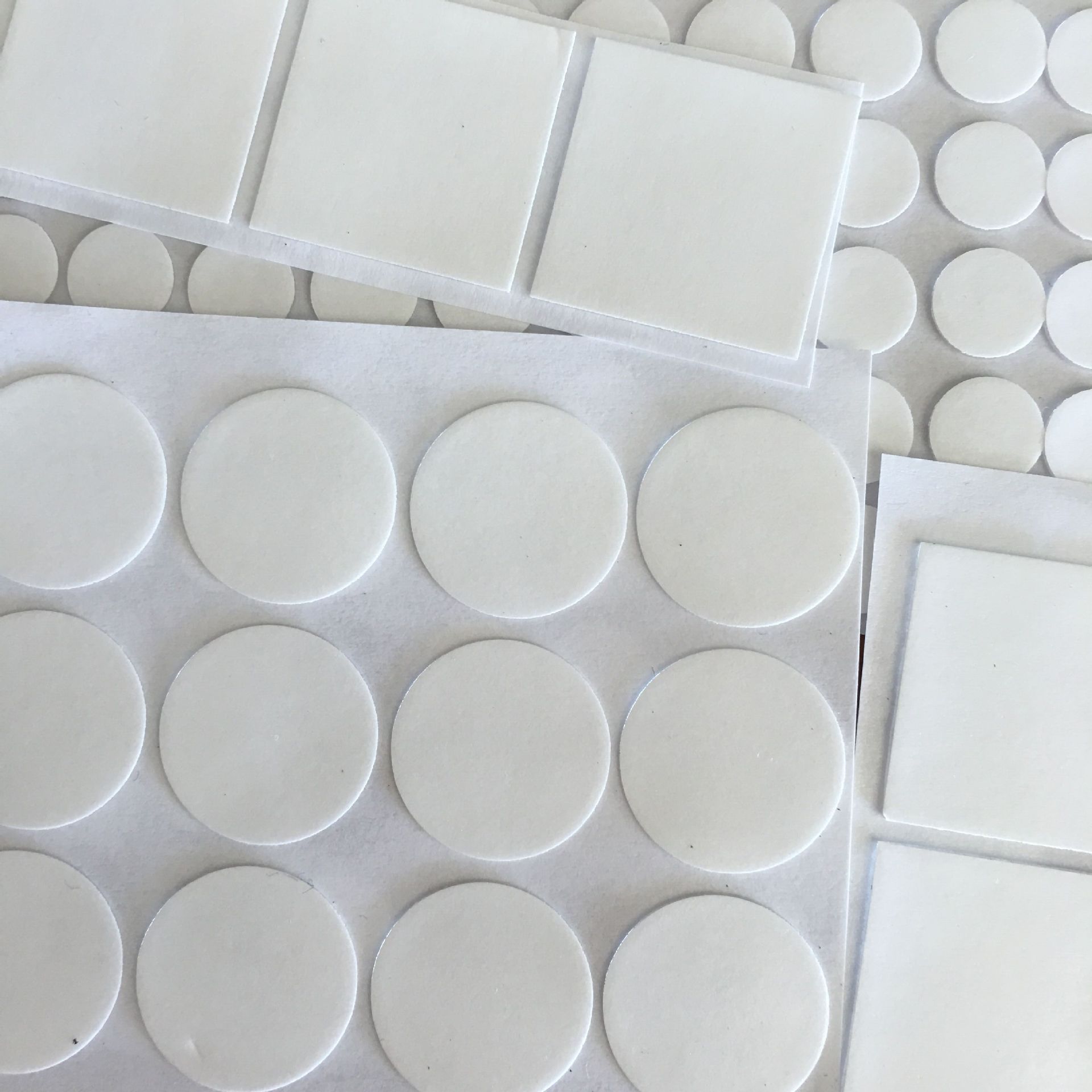 纳米圆形粘胶 无痕双面胶 1mm白底透明亚克力胶 装饰品胶垫 可定