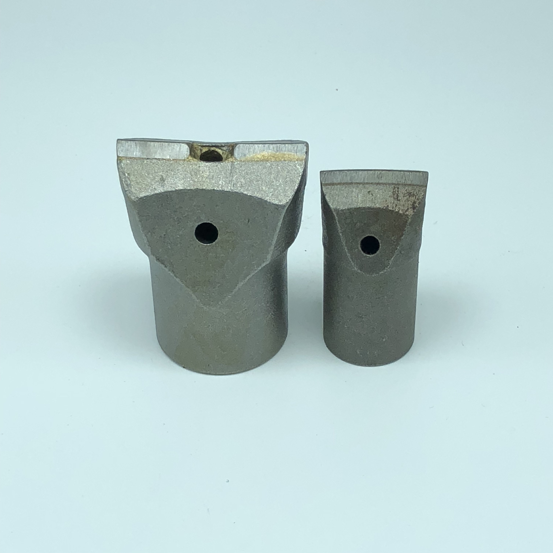 开山钎具钎头 矿用凿岩钻头 矿山一字球齿钻具 风钎杆