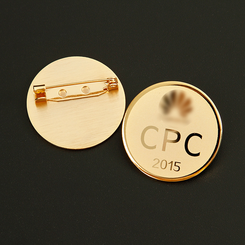 不锈钢k金镂空胸牌异形激光电镀工号牌金属高档胸章公司员工胸针