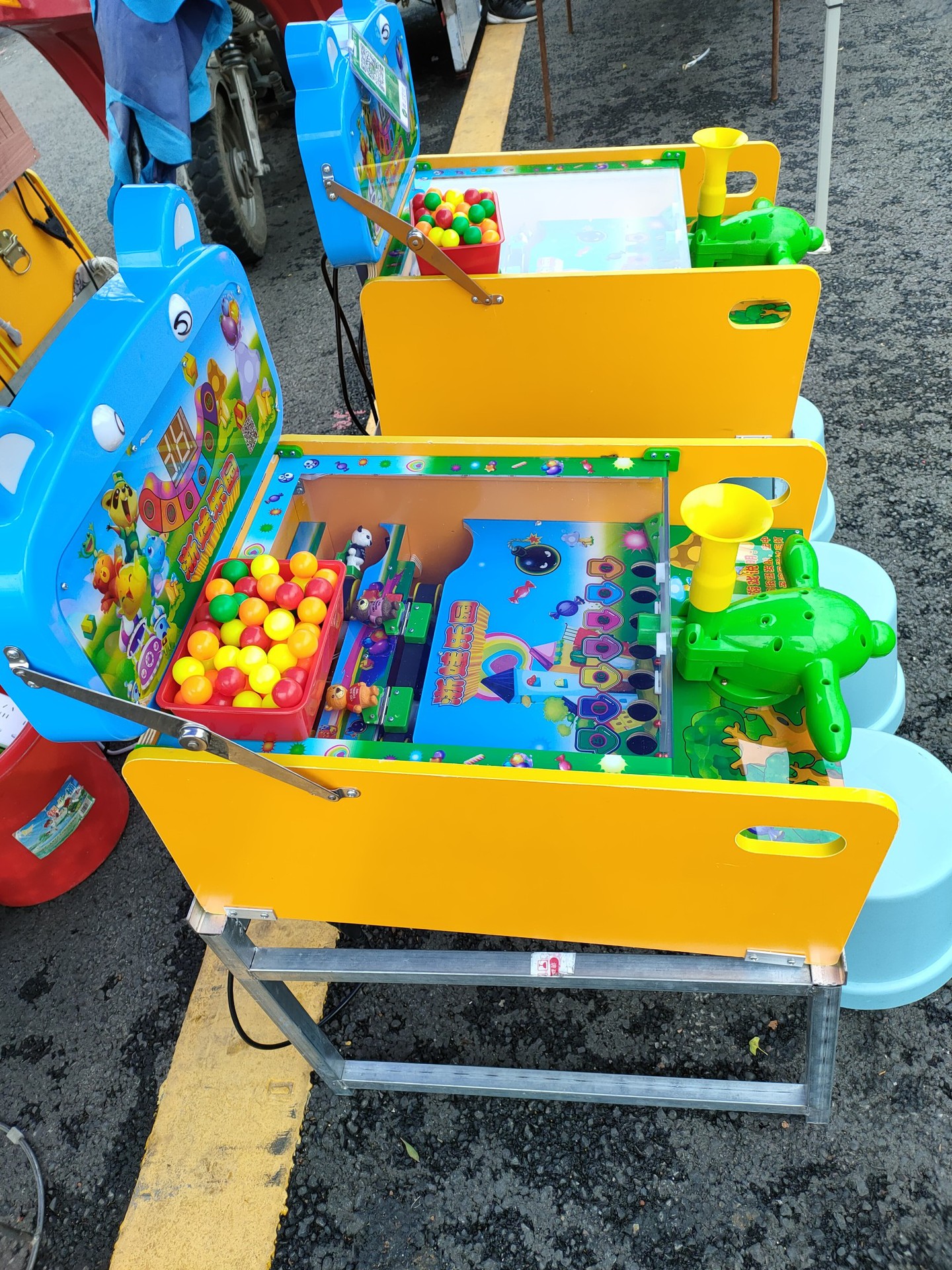 户外广场庙会摆地摊项目大炮乐园鳄鱼弹珠机摊位游戏机赚钱利器