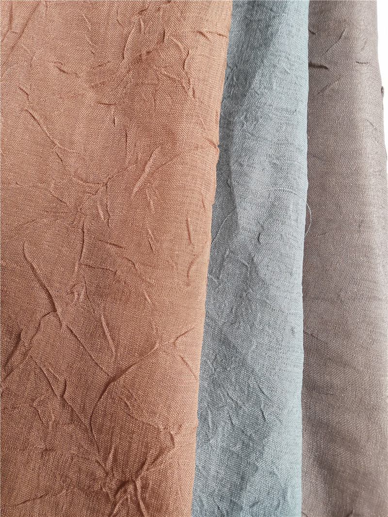 网纱压花 半透明薄纱手抓花布料 春夏休闲上衣时装连衣裙面料a350