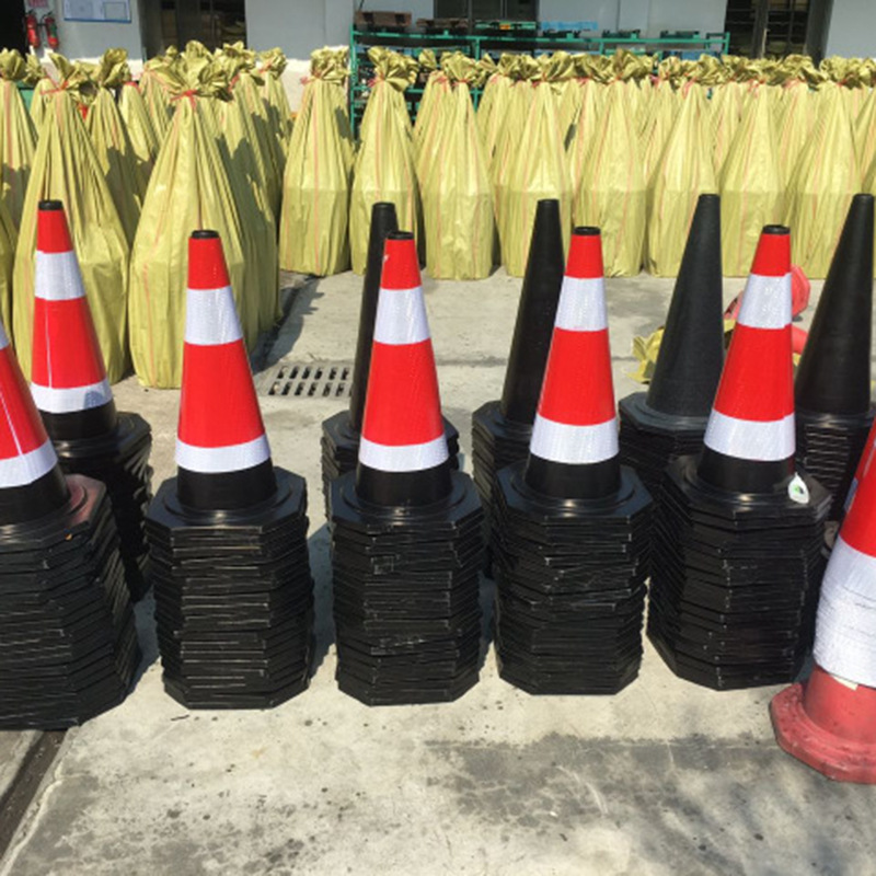 厂家直供70cm反光锥交通圆型锥桶50cm雪糕桶隔离墩警示柱安全路障