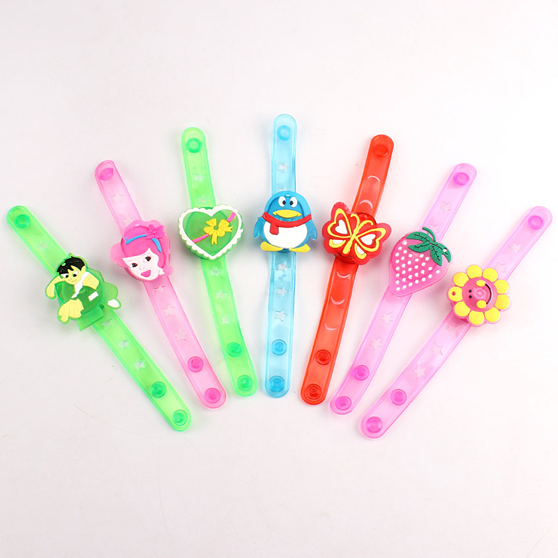 Children's Luminous Watch Bracelet Toy Flash Wrist Strap Wechat Business Less than One Yuan Kindergarten Gift for Students