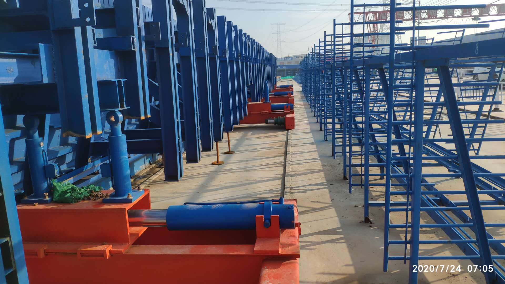 河南钢模板 郑州桥梁模板厂家 桥梁建筑模板 钢模板厂家