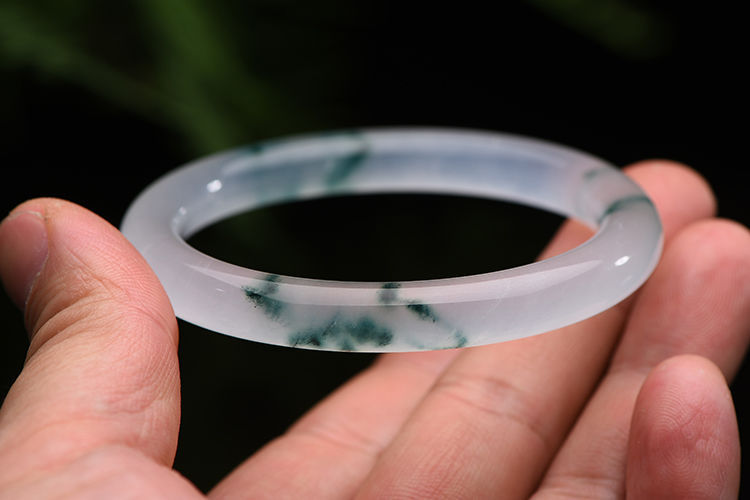 真品a货缅甸玉手镯女款 翠玉细圆条冰种飘花翡翠玉镯子玉石玉器